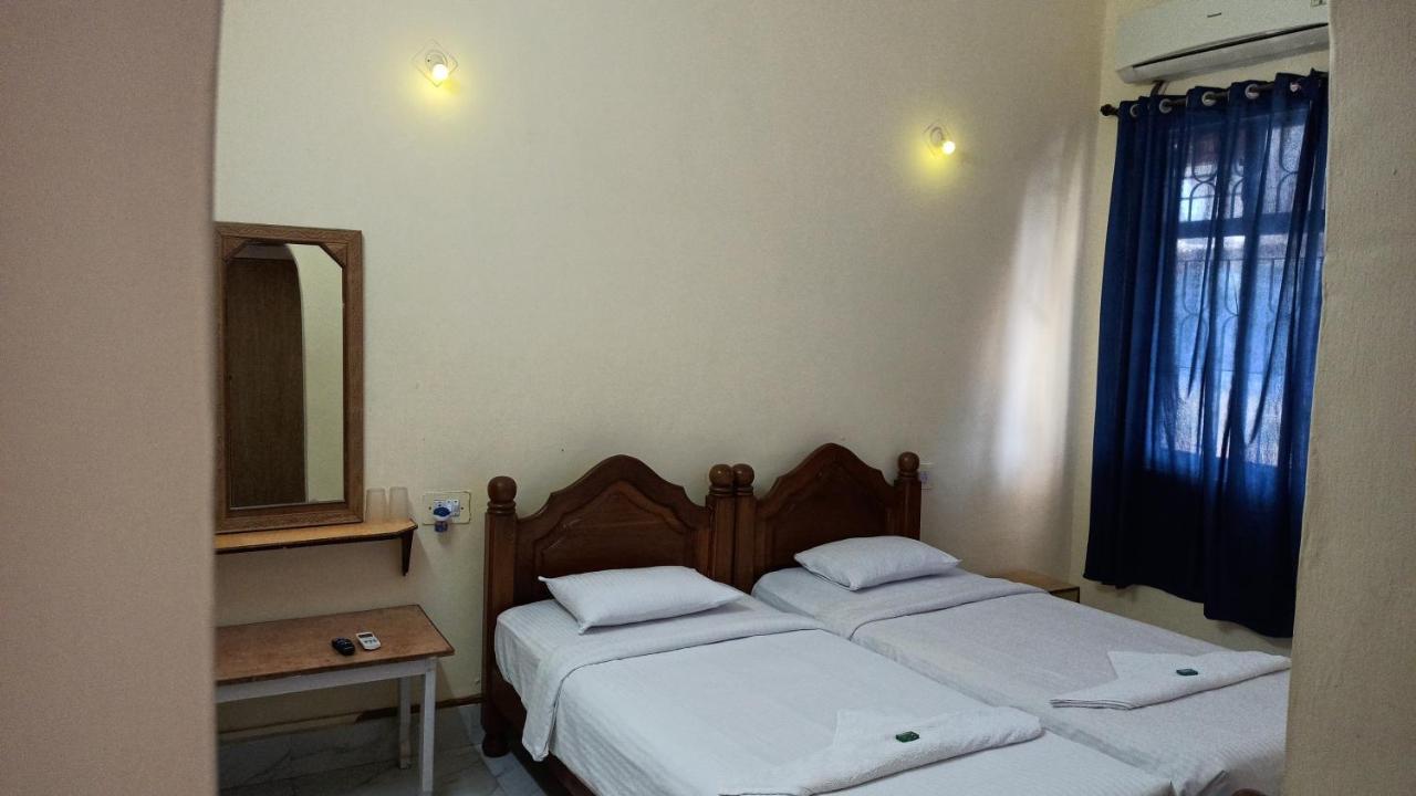 Williams Beach Retreat Colva Ngoại thất bức ảnh