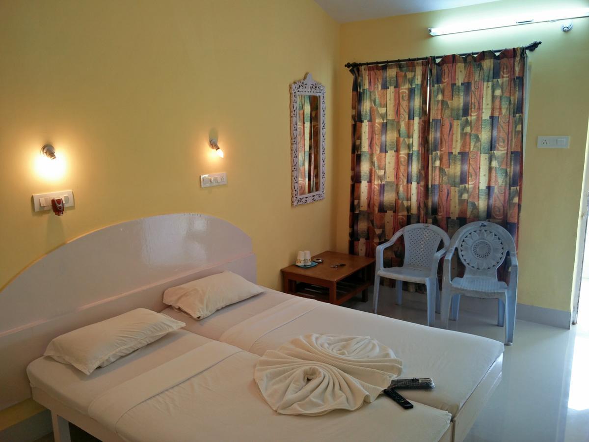 Williams Beach Retreat Colva Ngoại thất bức ảnh